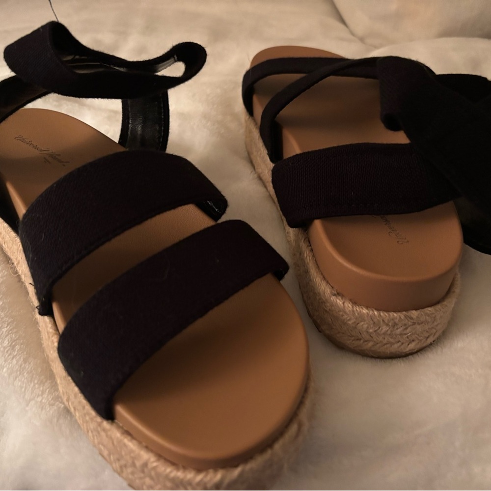 Stylish Black Platform Sandals